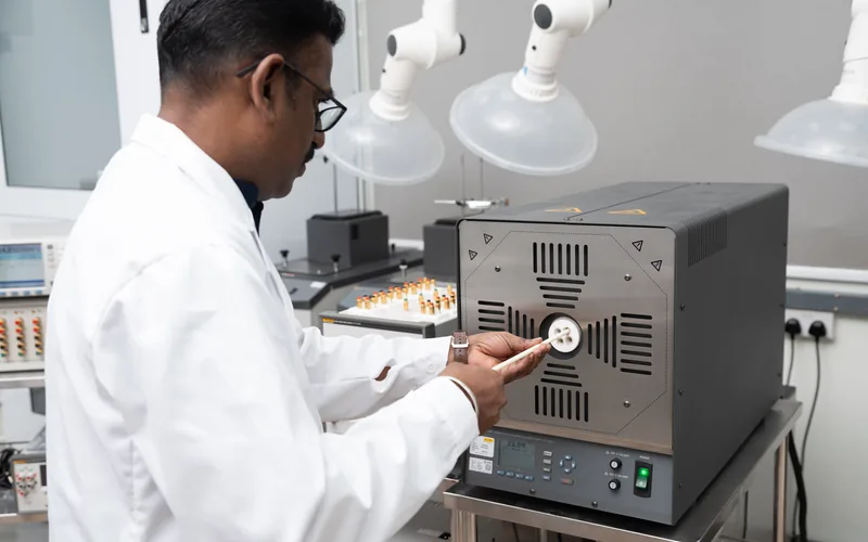 Fix-Point Temperature Calibration — Unitest Singapore